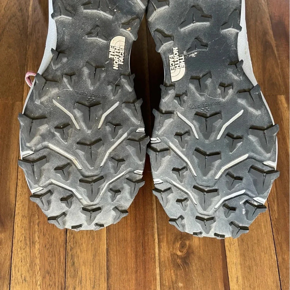 The North Face Women's VECTIV™ Fastpack FUTURELIGHT™ Shoes - Picture 11 of 13